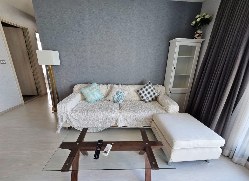 Two Bedroom Condo For Rent
