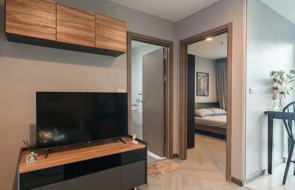 One Bedroom Condo For Rent