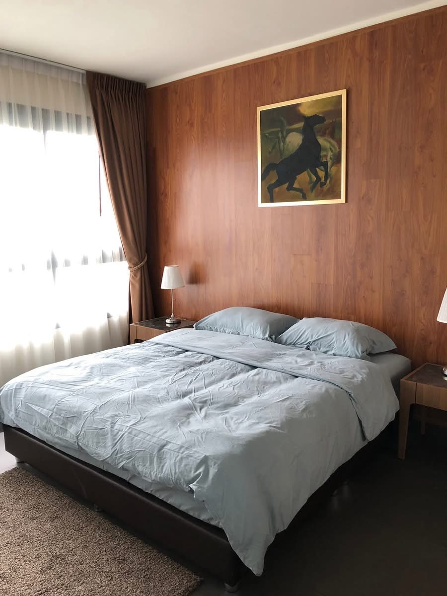 Two Bedroom Condo For Rent