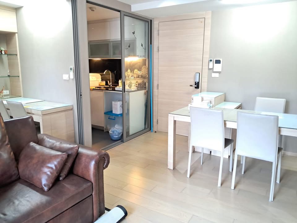 One Bedroom Condo For Rent