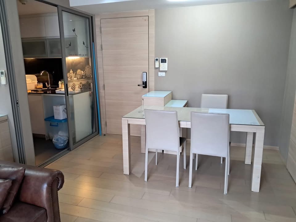 One Bedroom Condo For Rent