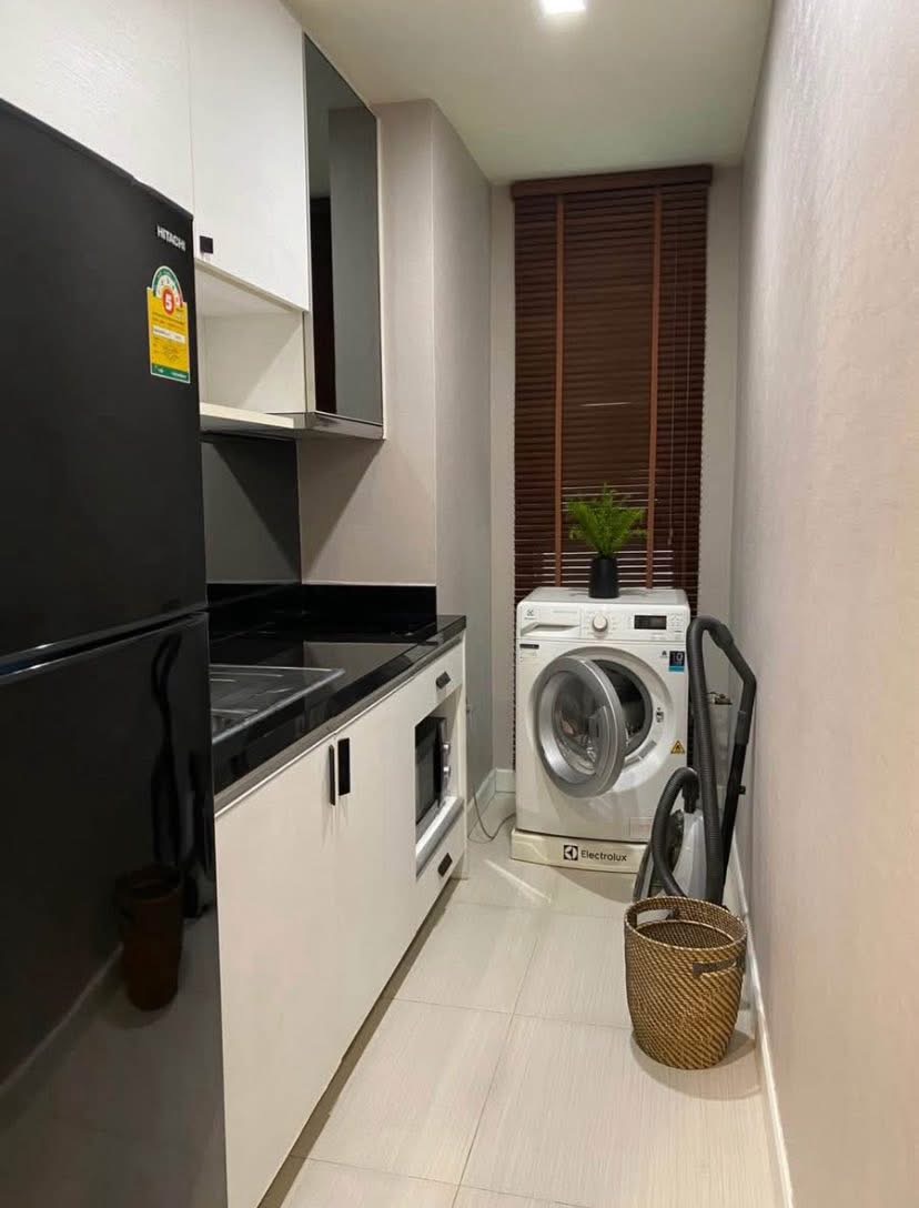 One Bedroom Condo For Rent