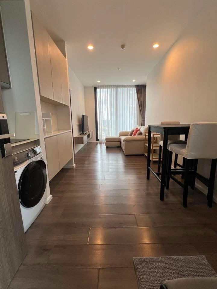 One Bedroom Condo For Rent 