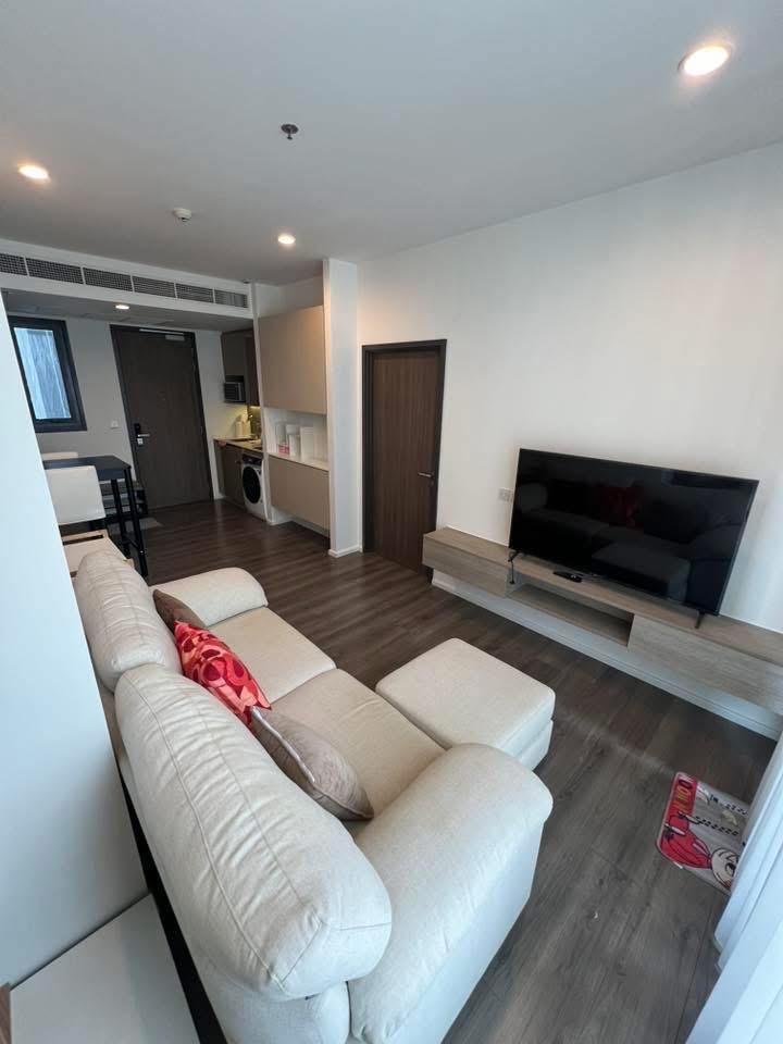 One Bedroom Condo For Rent 