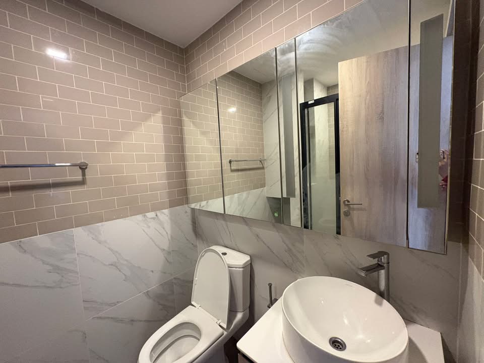 One Bedroom Condo For Rent