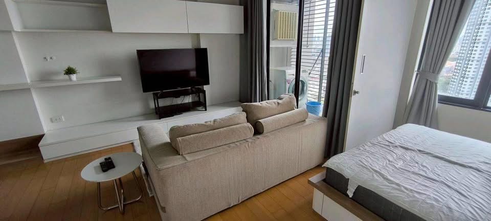 One Bedroom Condo For Rent