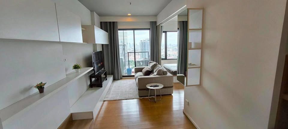 One Bedroom Condo For Rent