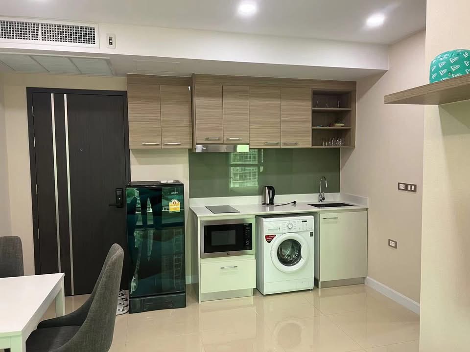 One Bedroom Condo For Rent