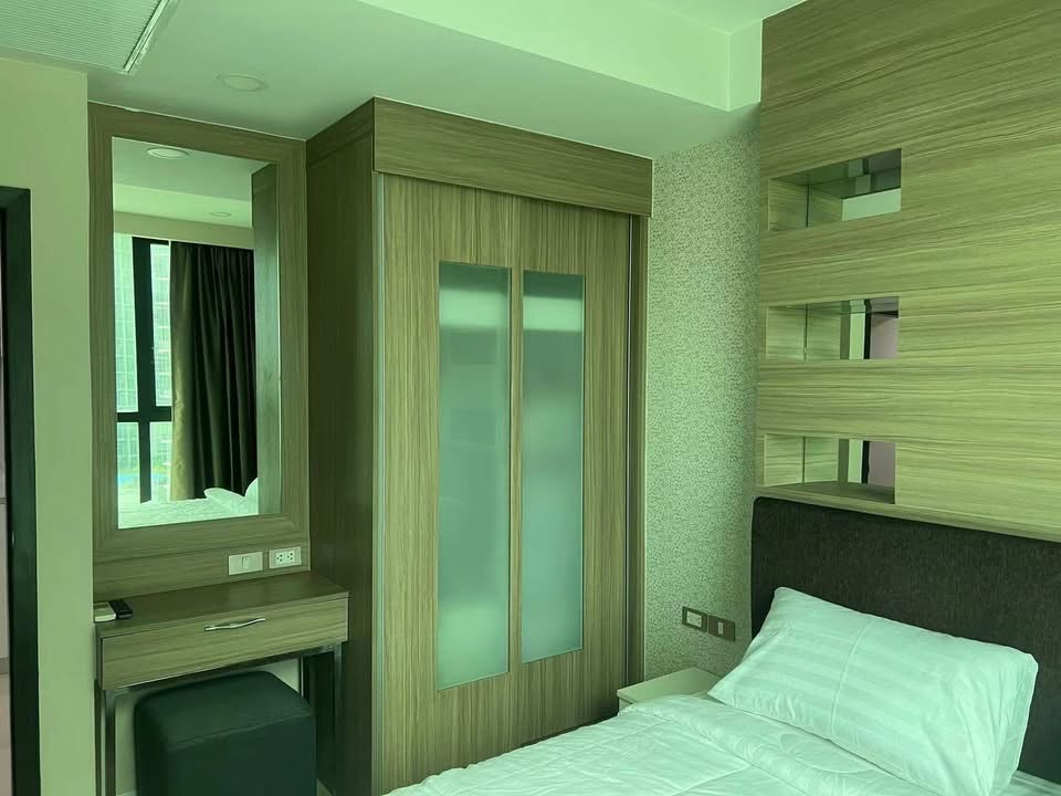 One Bedroom Condo For Rent