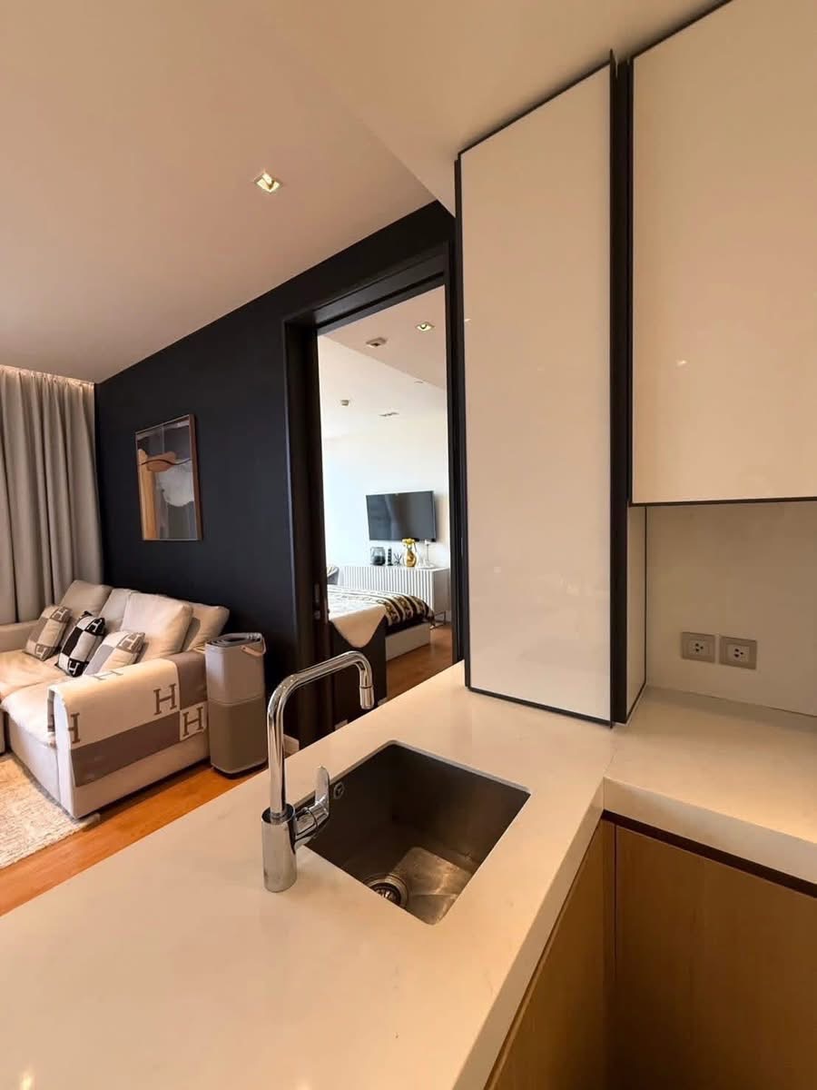 One Bedroom Condo For Rent