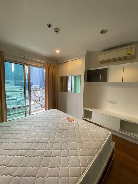 One Bedroom Condo For Rent