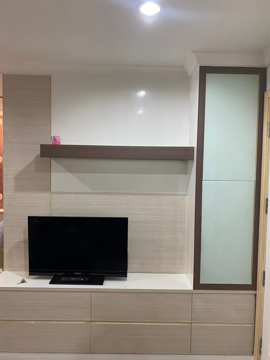 One Bedroom Condo For Rent