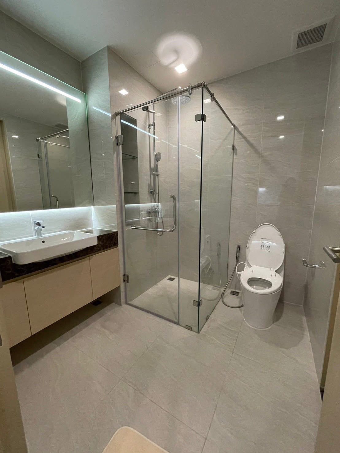 One Bedroom Condo For Rent