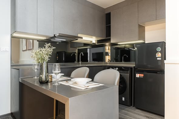 One Bedroom Condo For Rent