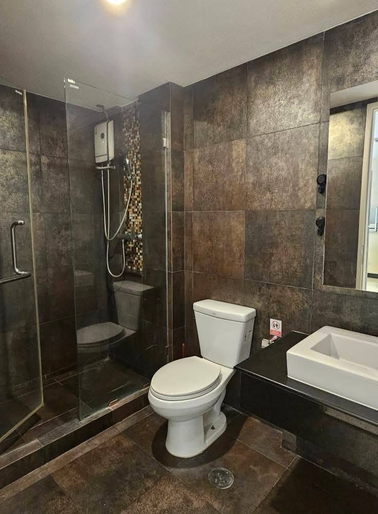 One Bedroom Condo For Rent