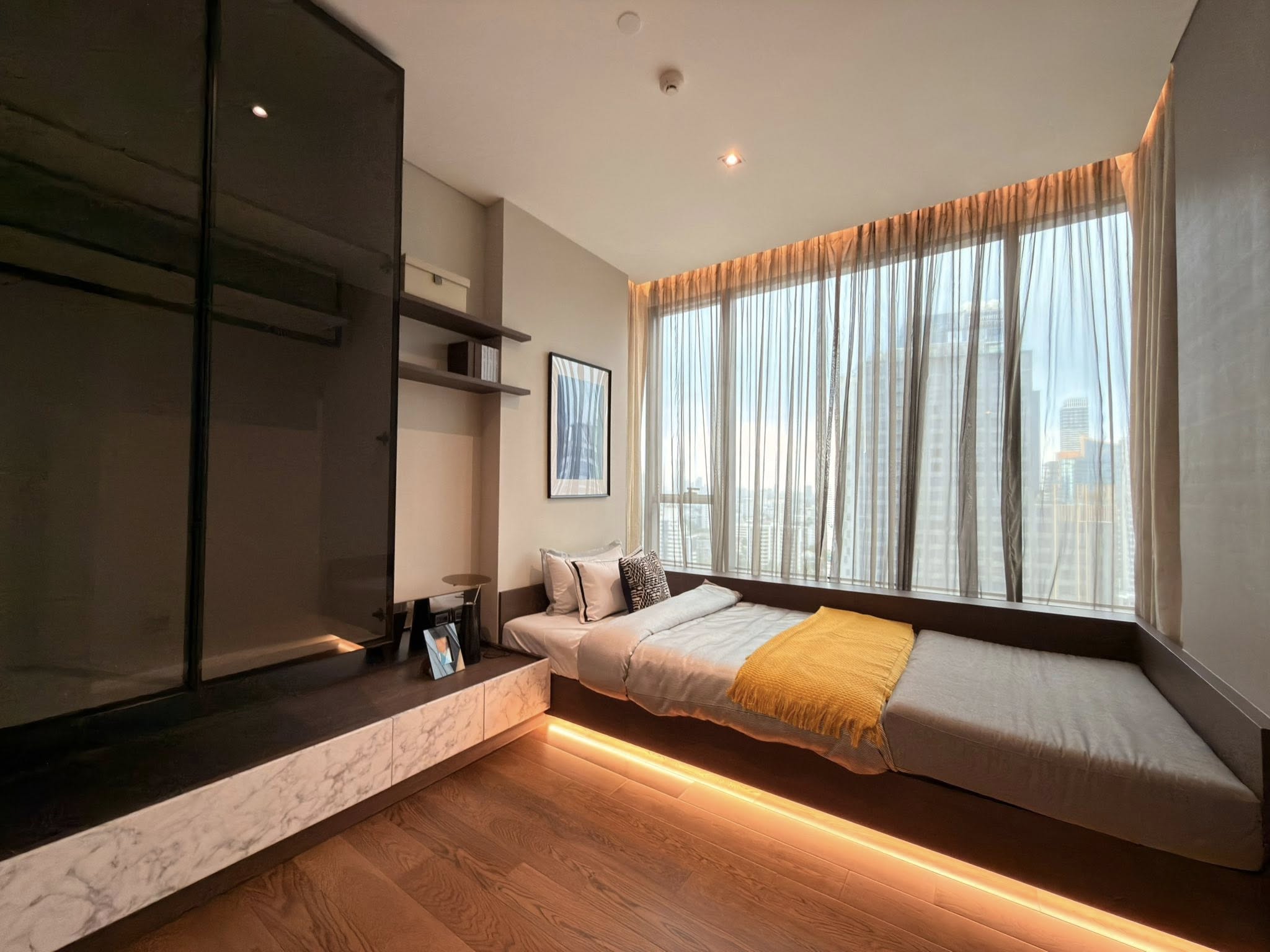 Two Bedroom Condo For Rent