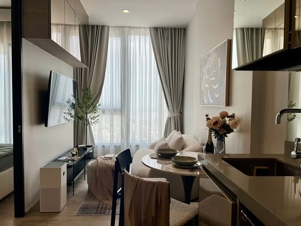 One Bedroom Condo For Rent