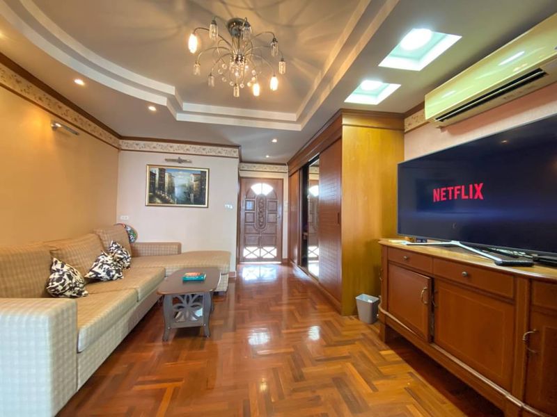 One Bedroom Condo For Rent