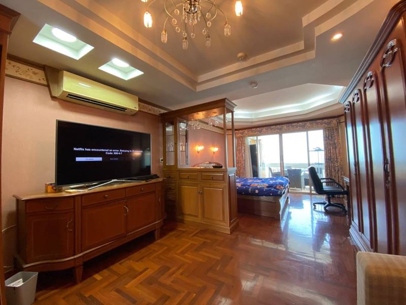 One Bedroom Condo For Rent