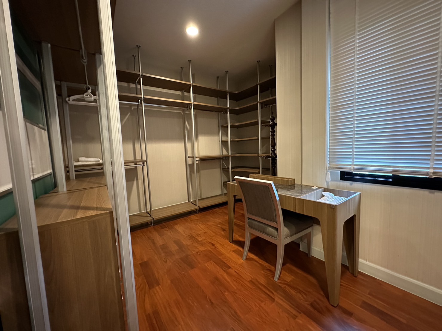 Detached House For Sale