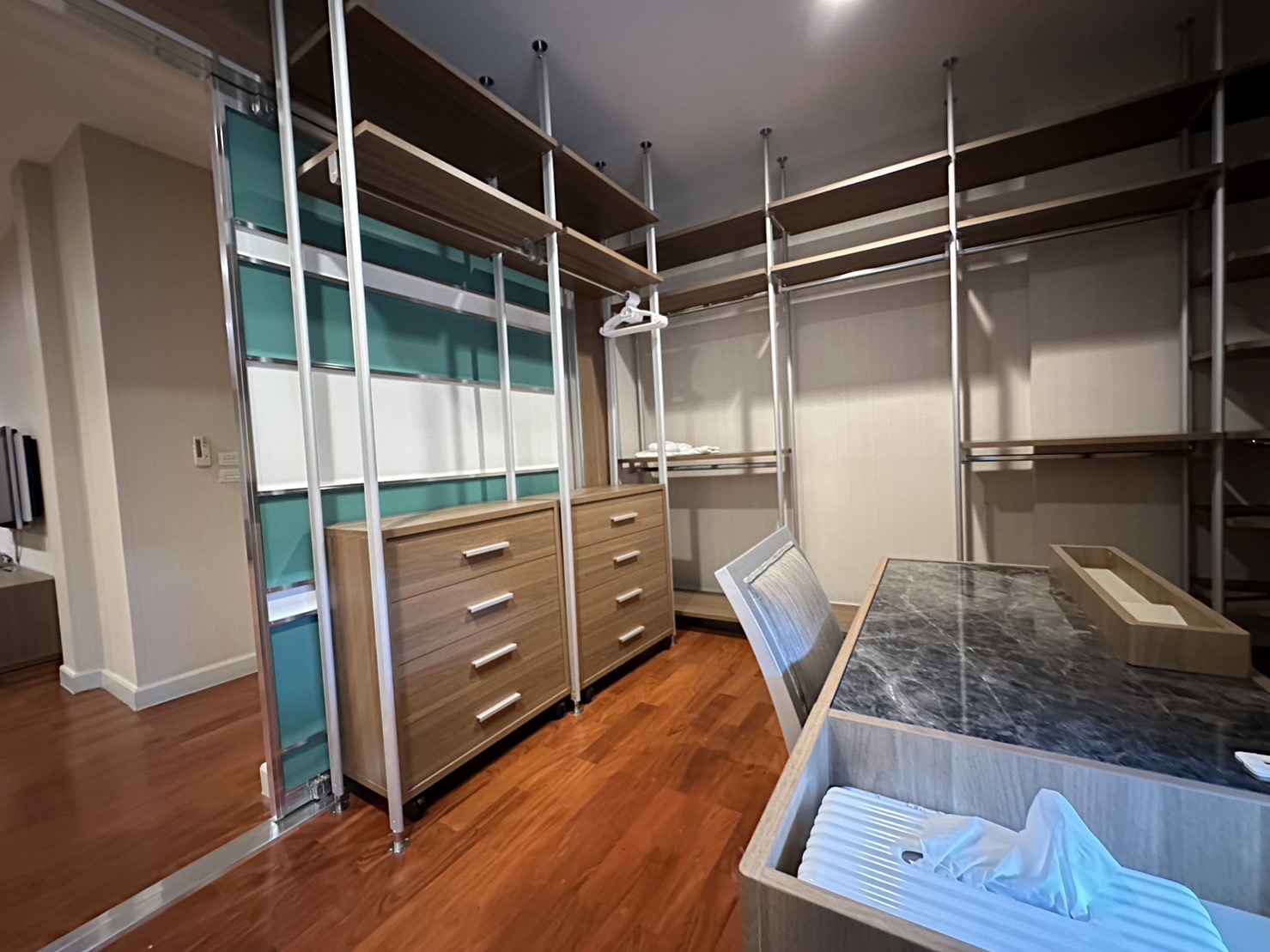 Detached House For Sale