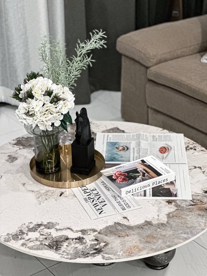 Detached House For Rent