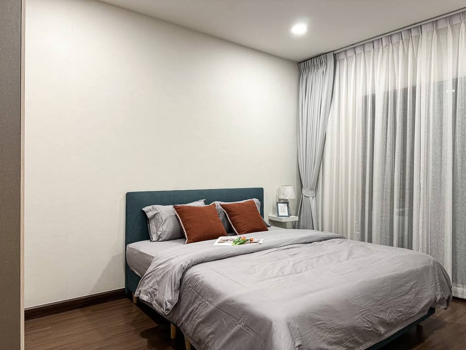 Detached House For Rent