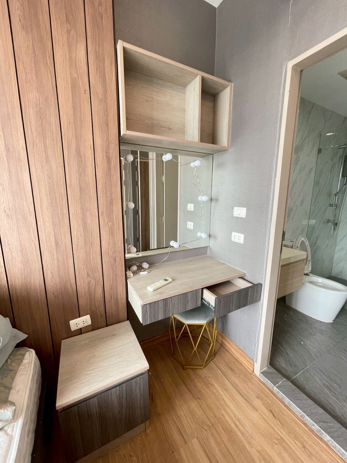 One Bedroom Condo For Rent