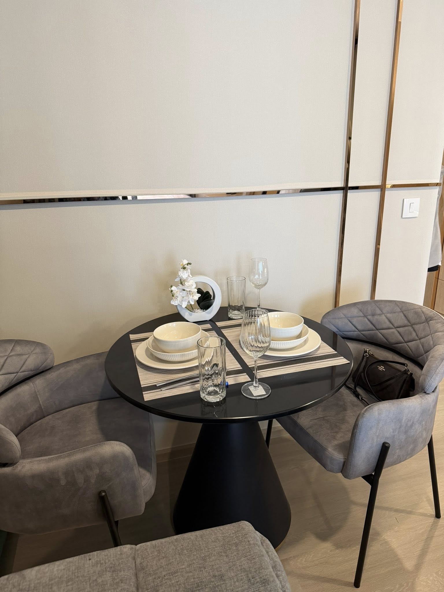 One Bedroom Condo For Rent