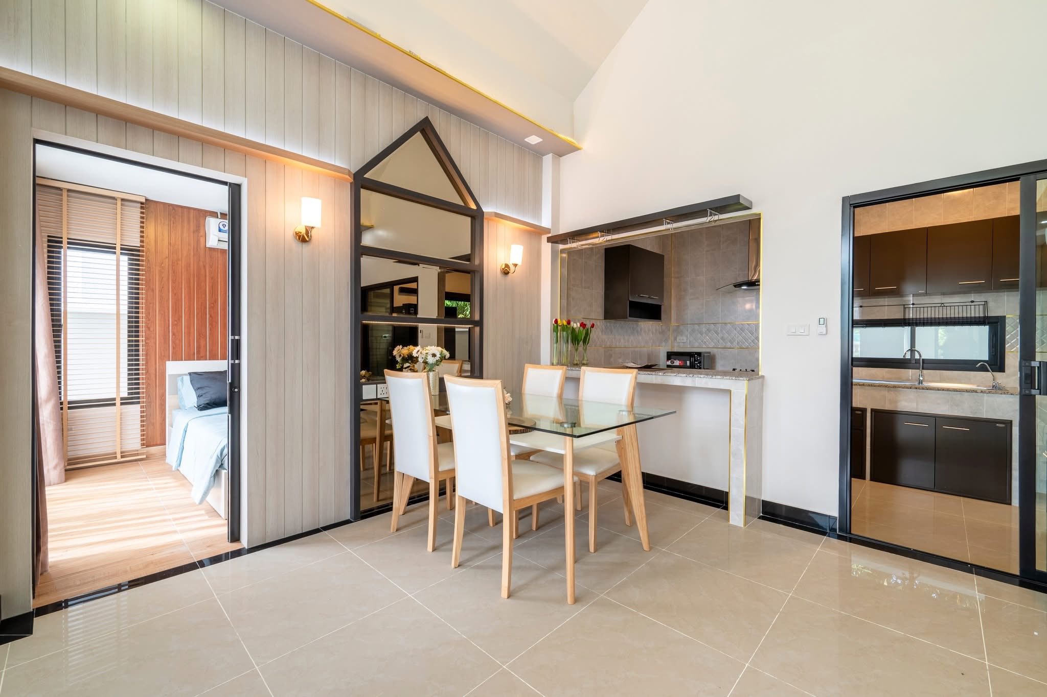 Detached House For Sale