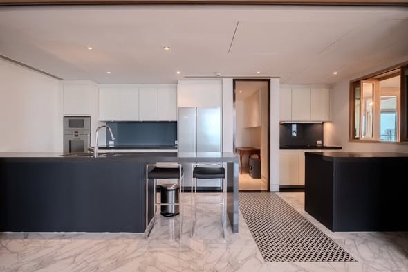 Five Bedroom Condo For Rent