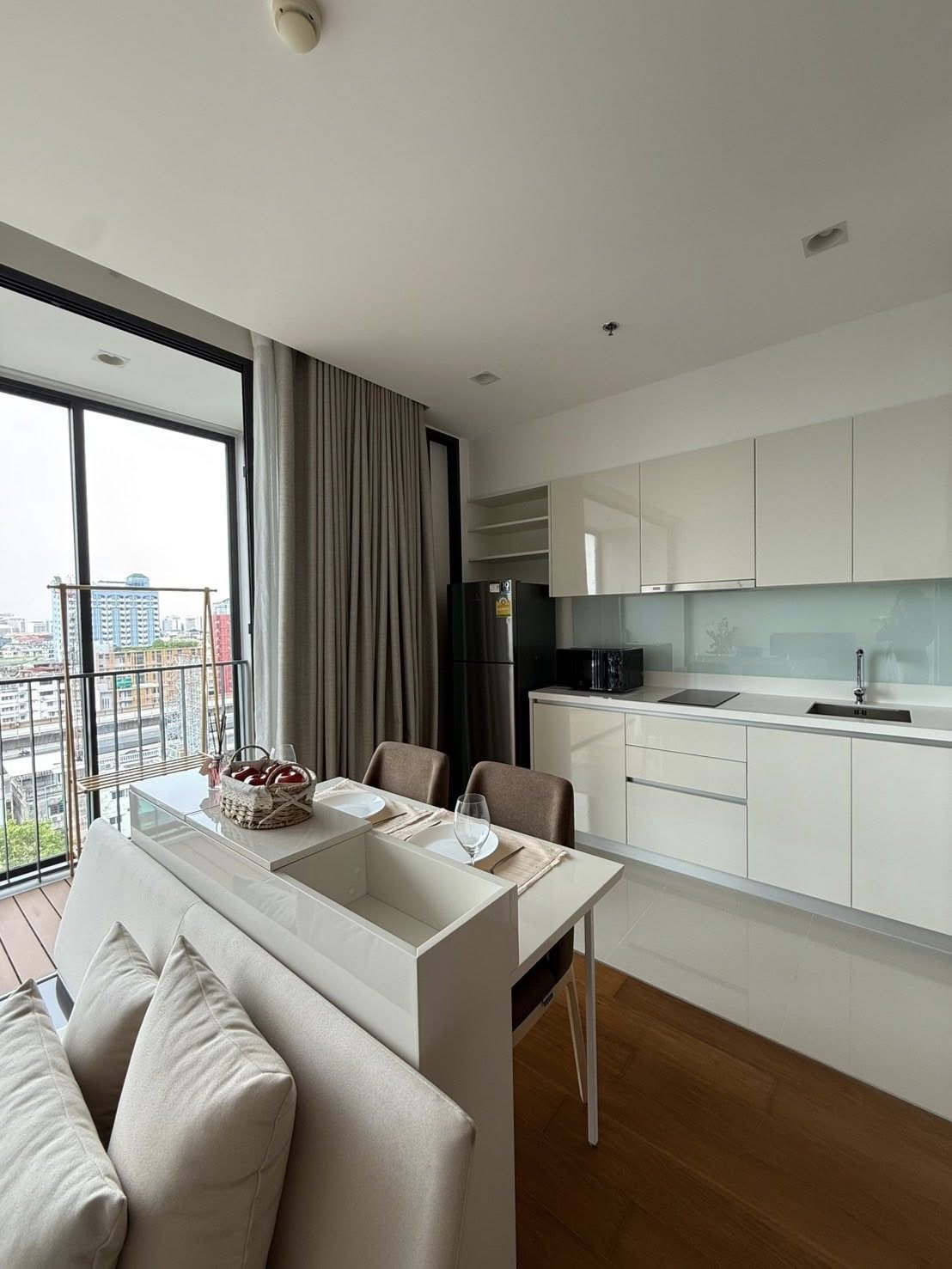 One Bedroom Condo For Rent