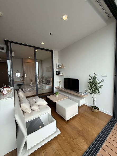 One Bedroom Condo For Rent