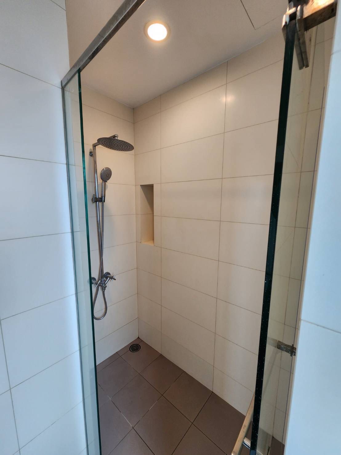 One Bedroom Condo For Rent