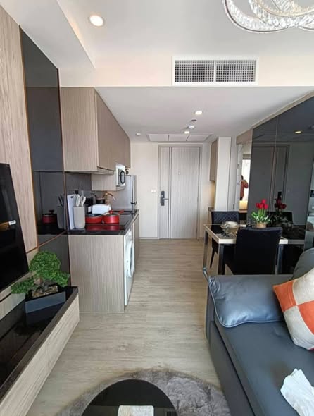 One Bedroom Condo For Rent