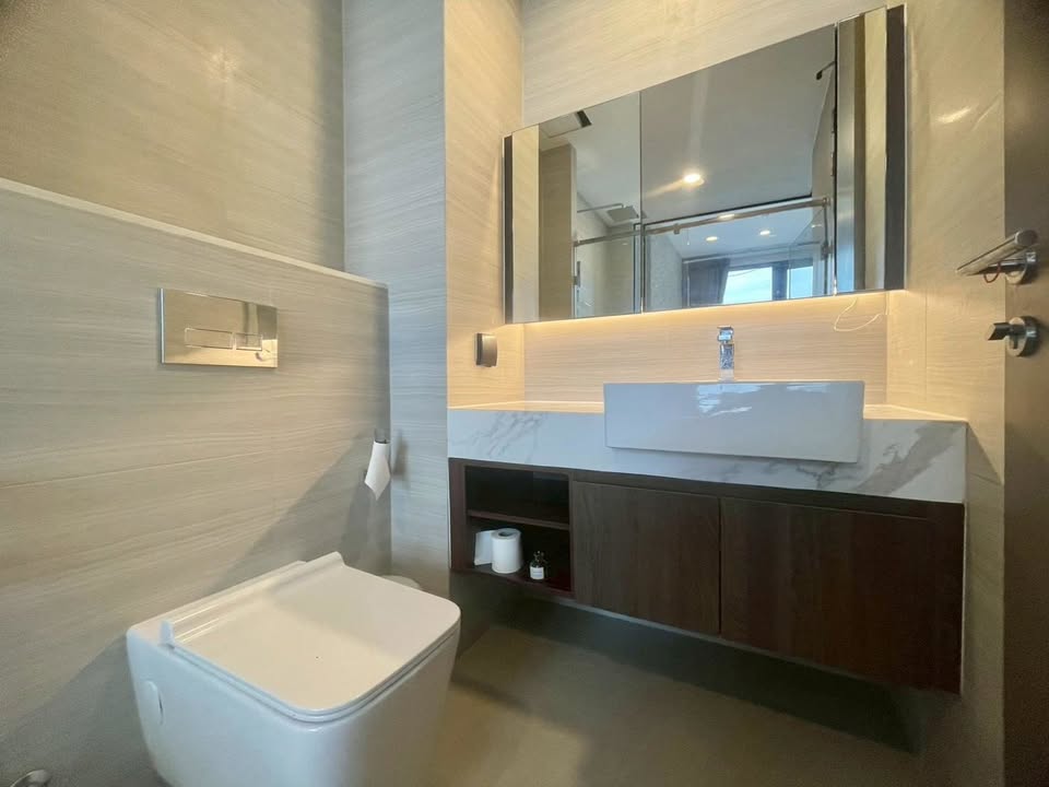 One Bedroom Condo For Rent