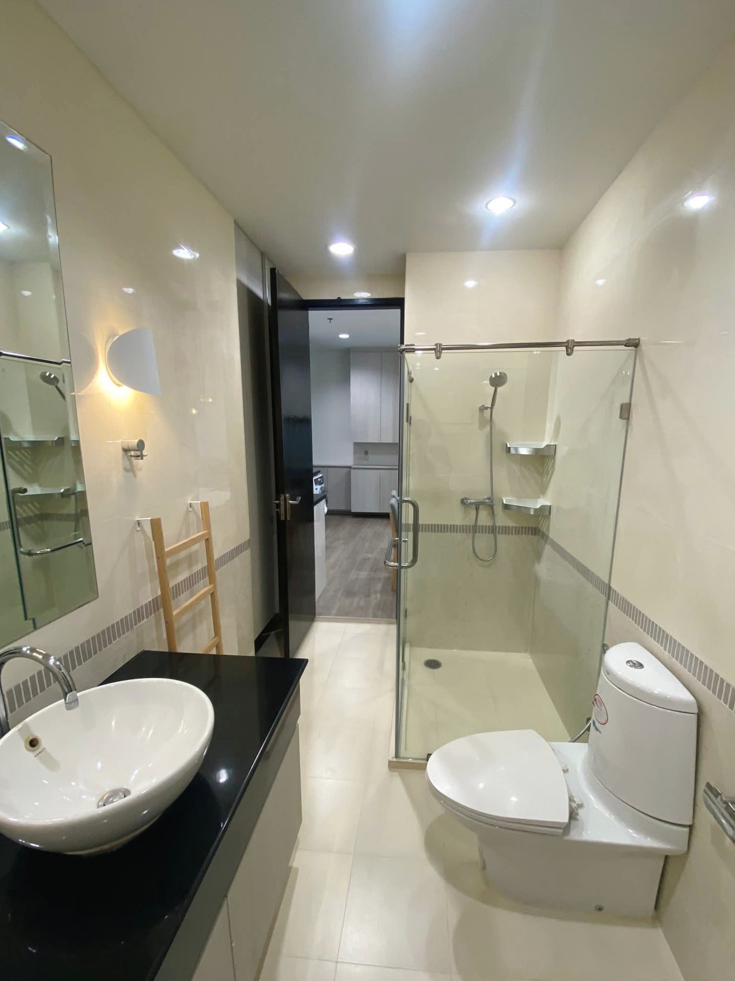 One Bedroom Condo For Rent