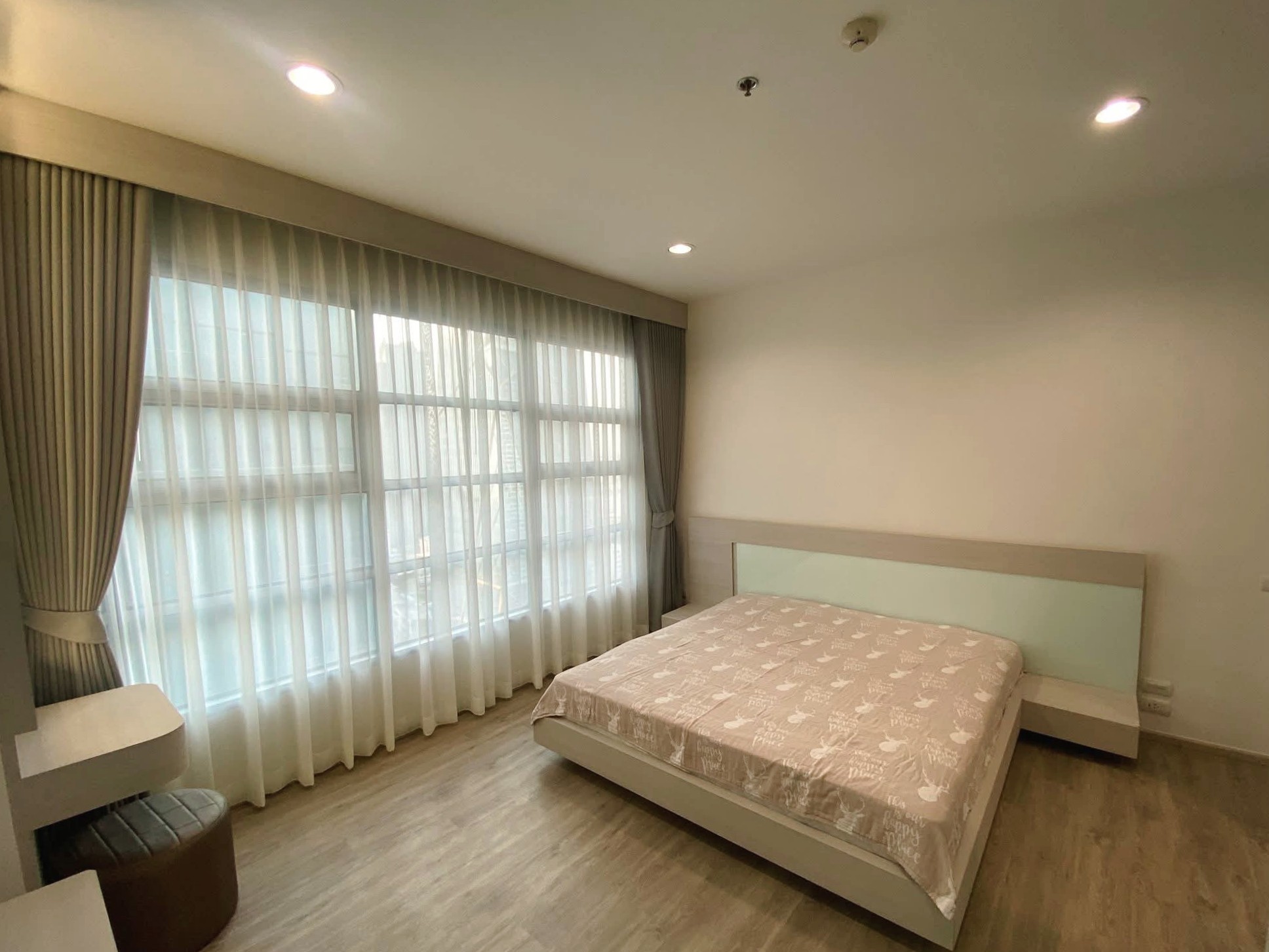 One Bedroom Condo For Rent