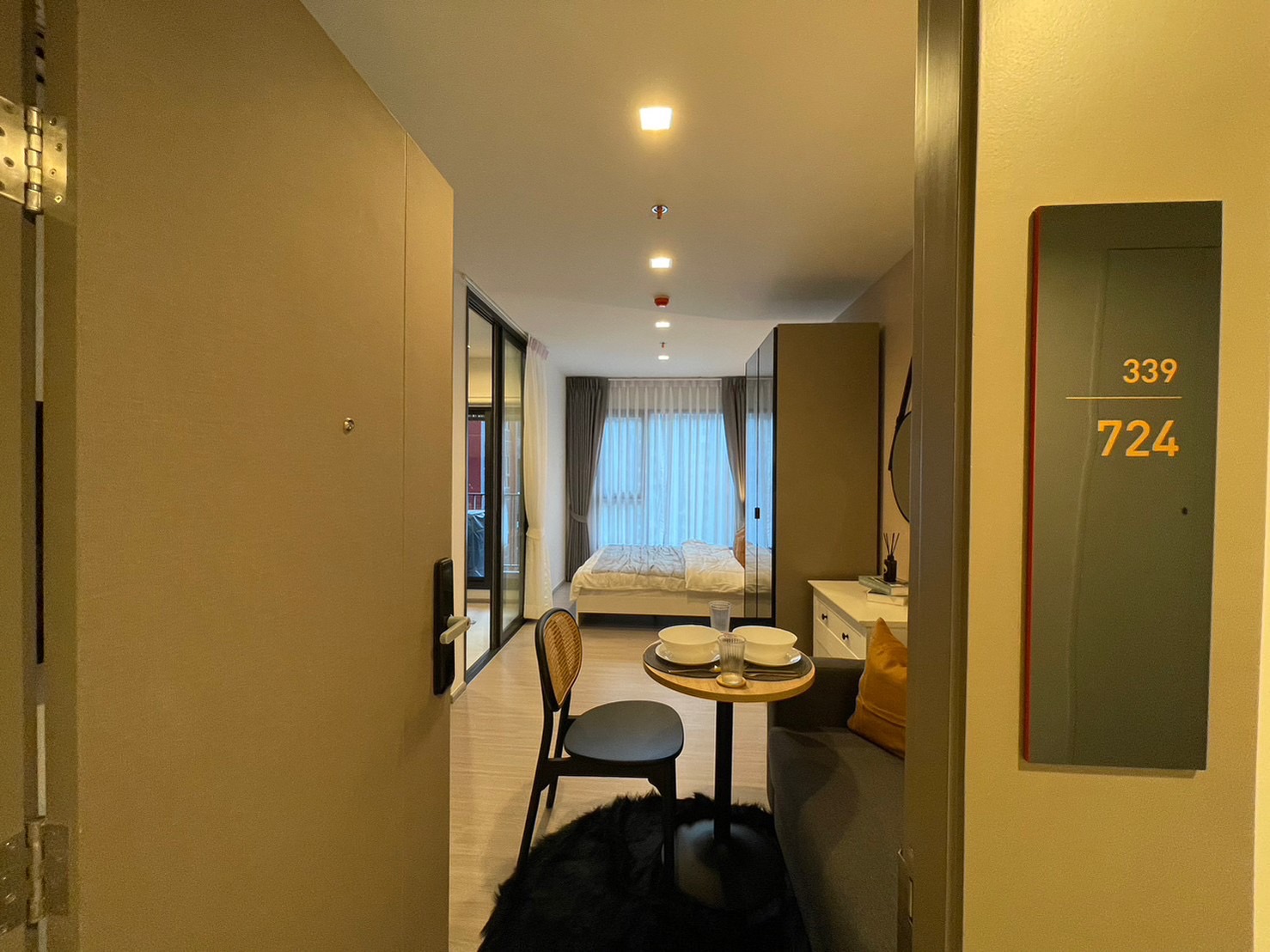 One Bedroom Condo For Rent