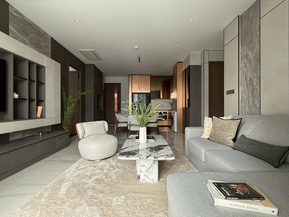 Three Bedroom Condo For Rent