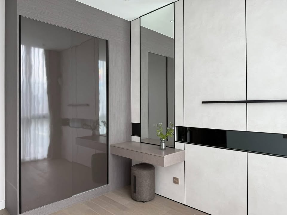 Three Bedroom Condo For Rent