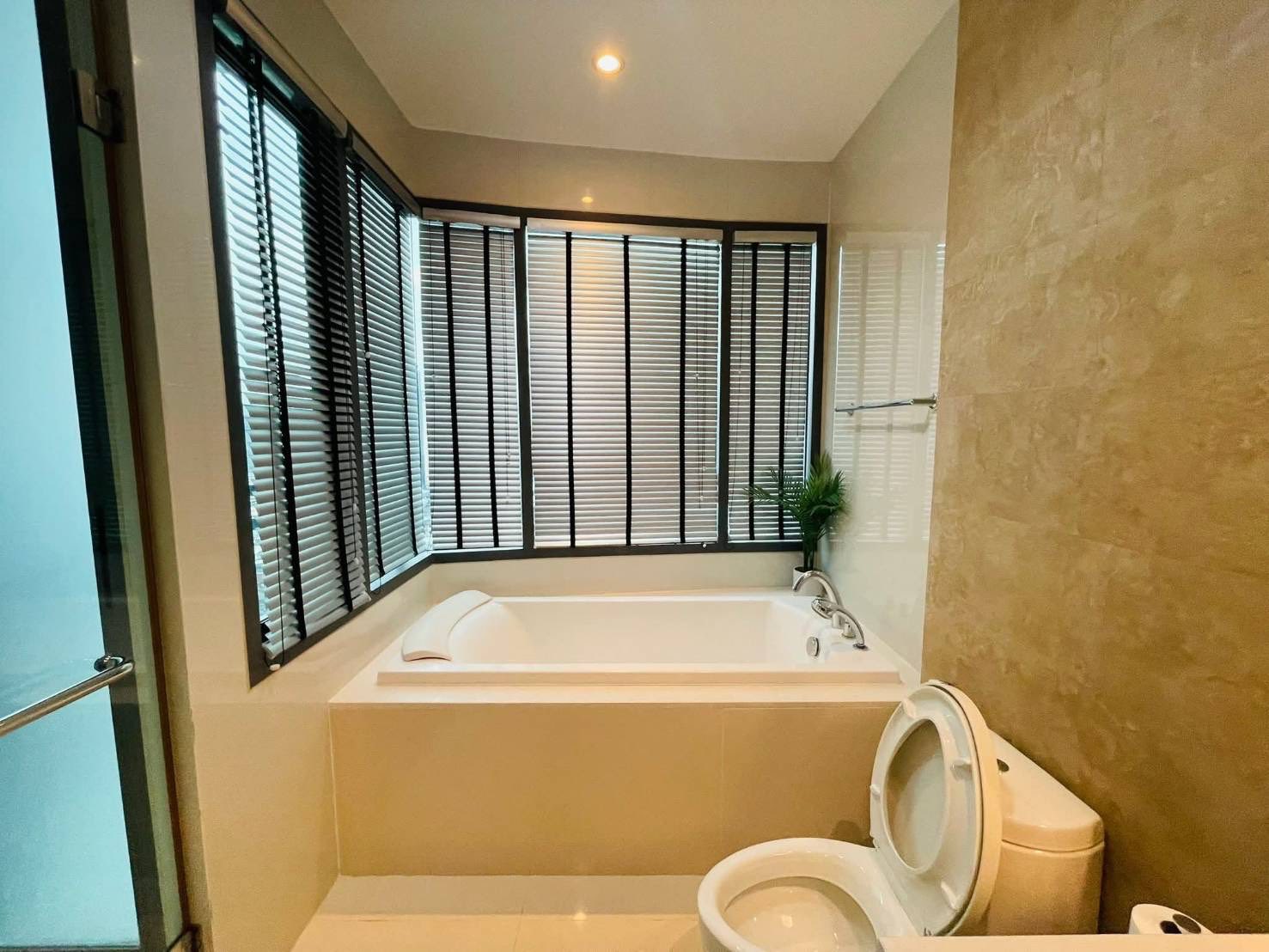 Two Bedroom Condo For Rent