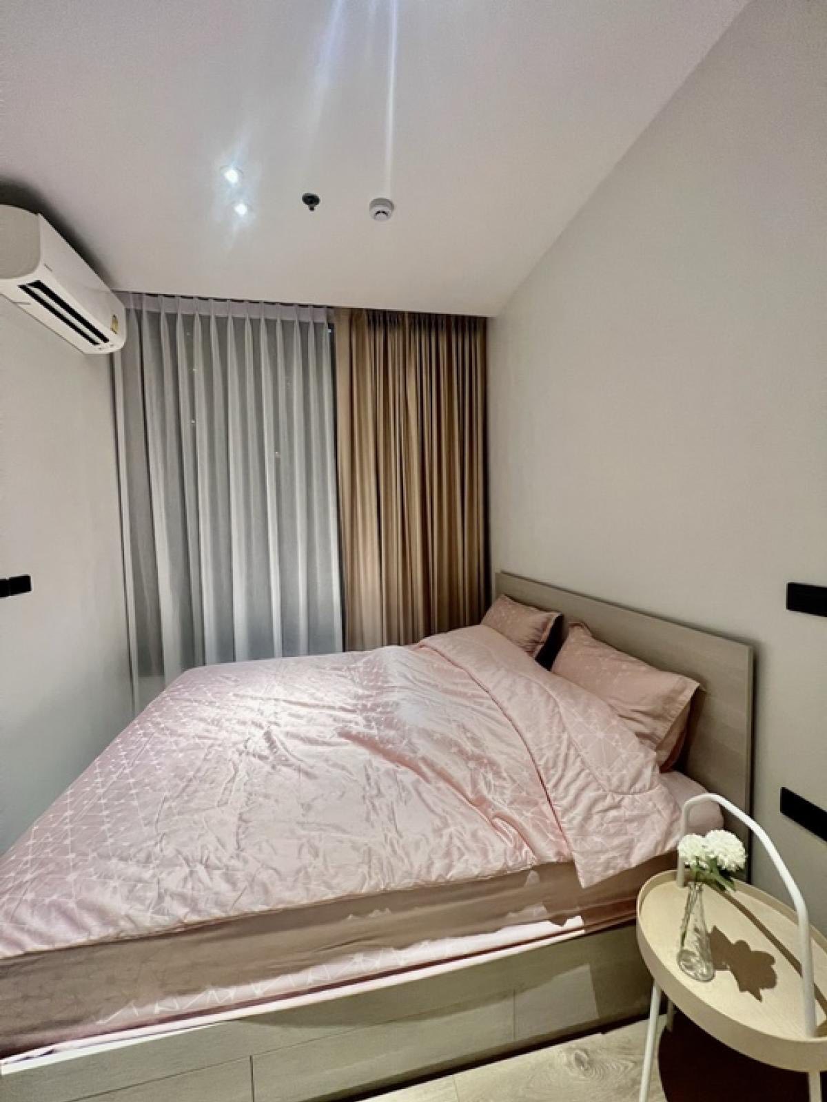 One Bedroom Condo For Rent