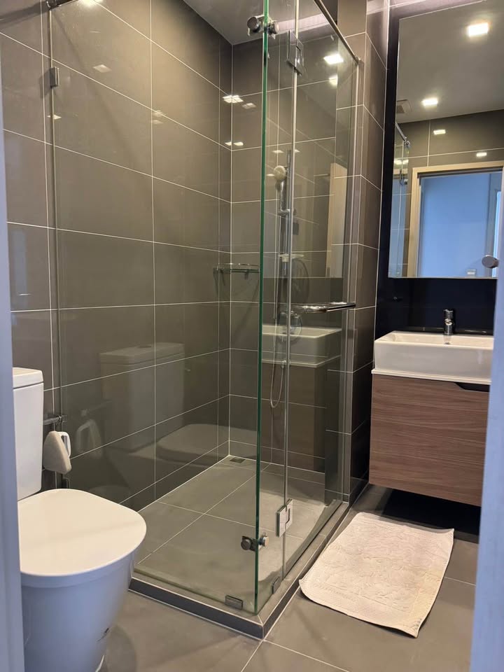 Two Bedroom Condo For Rent