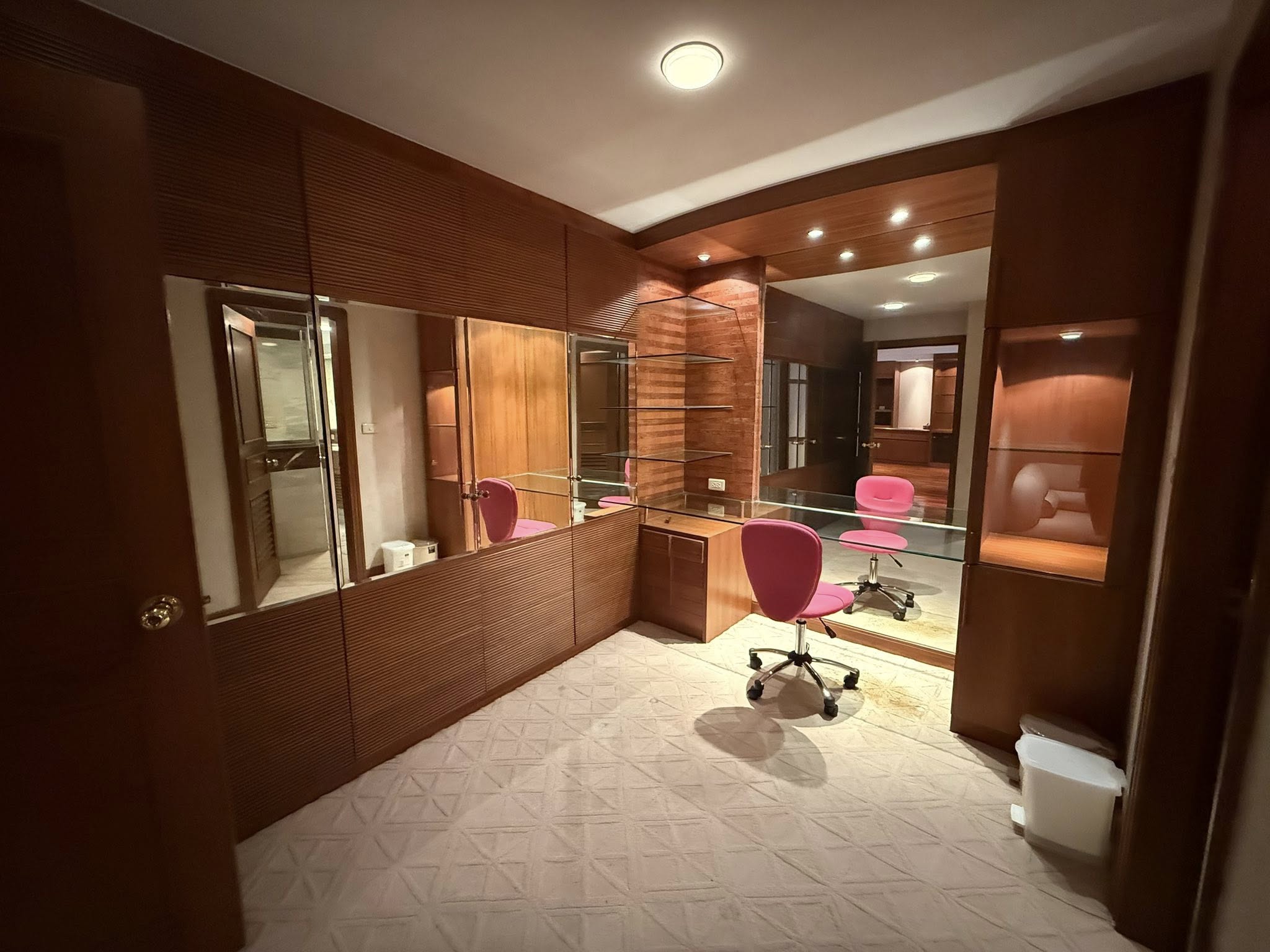 Three Bedroom Condo For Rent