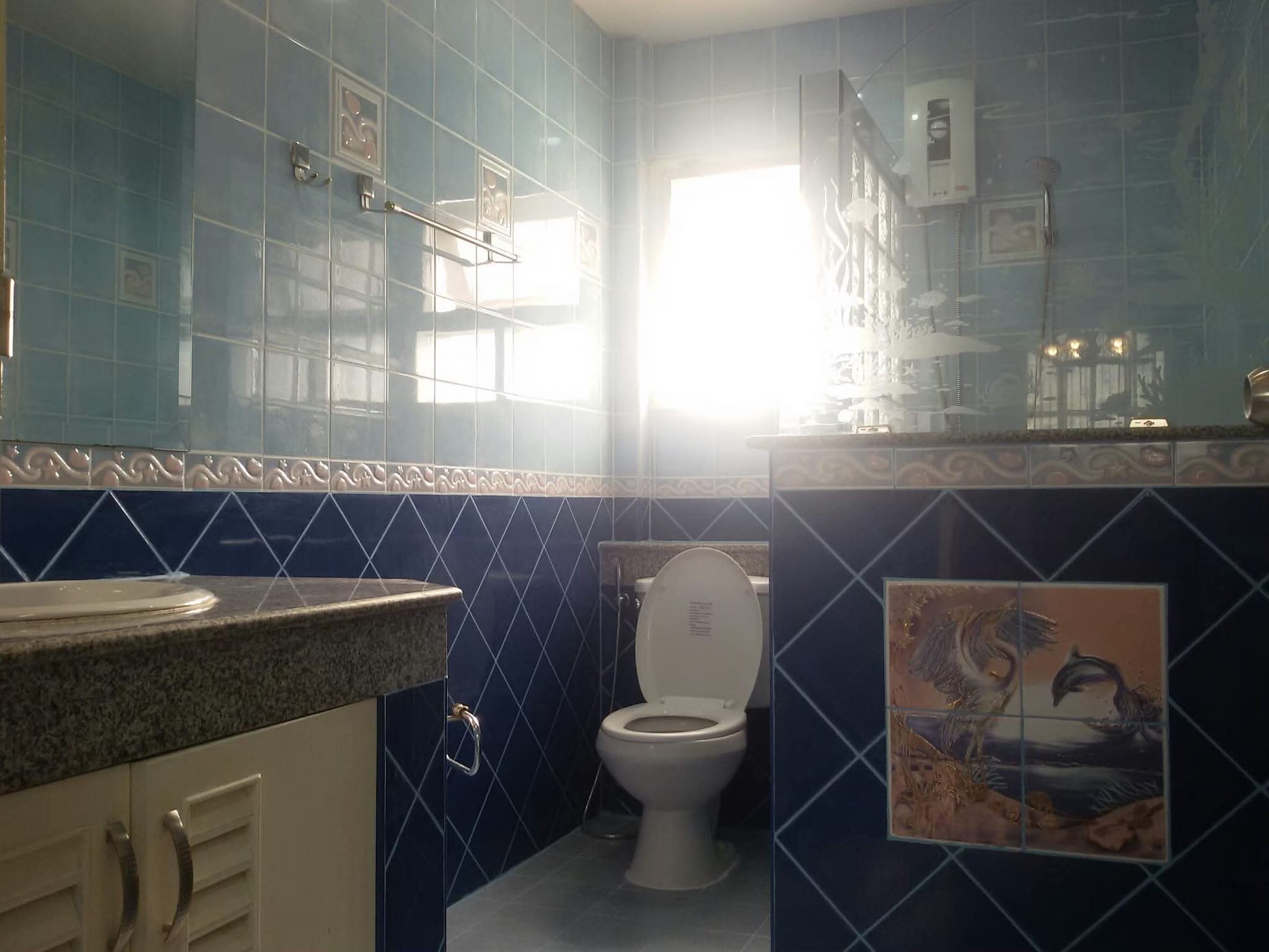 Detached House For Rent