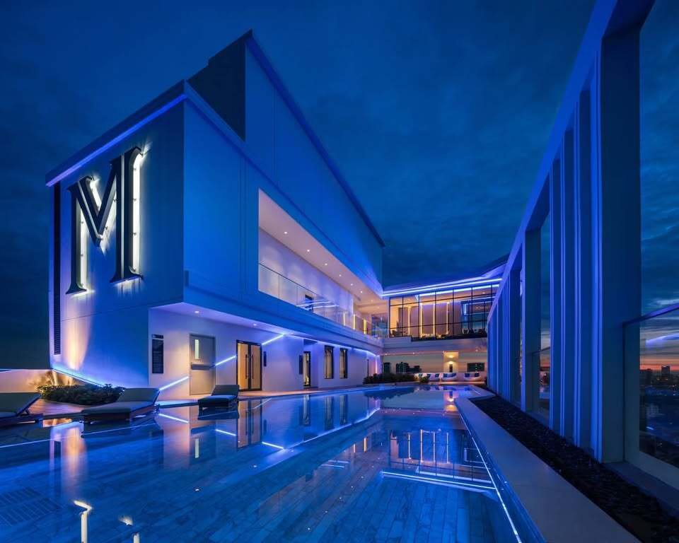 Three Bedroom Condo For Rent