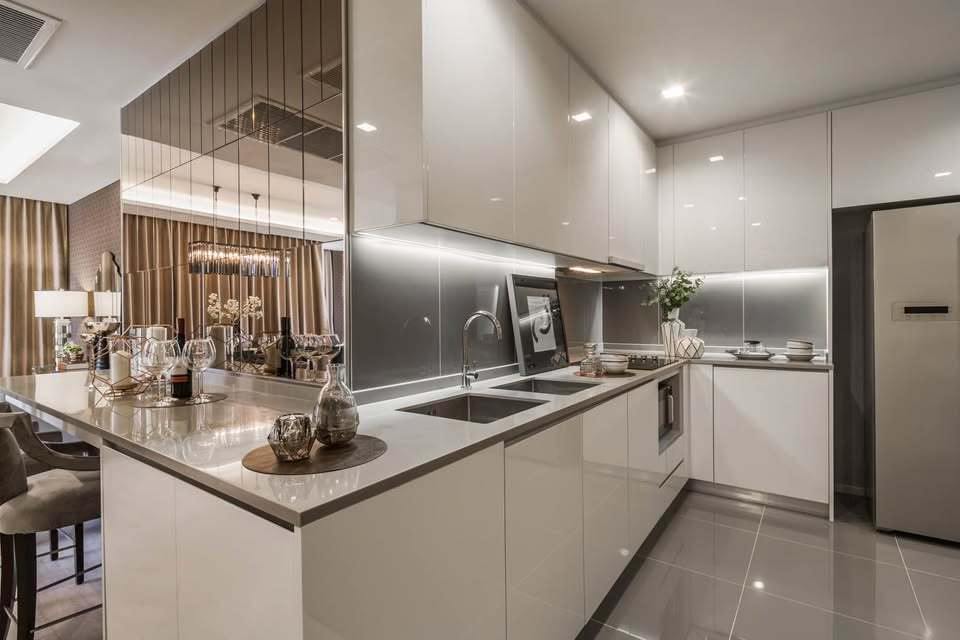 Three Bedroom Condo For Rent