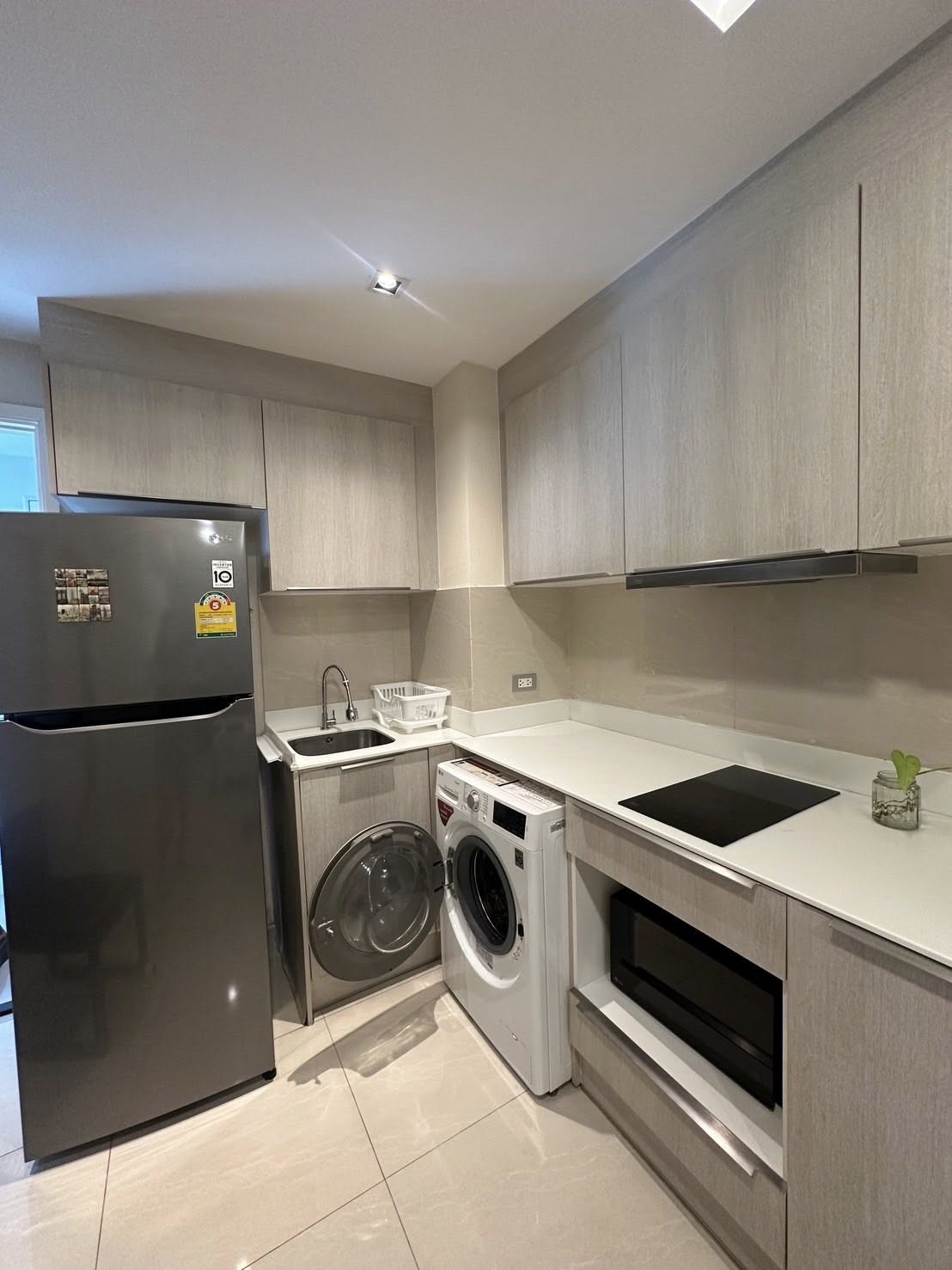 Two Bedroom Condo For Rent