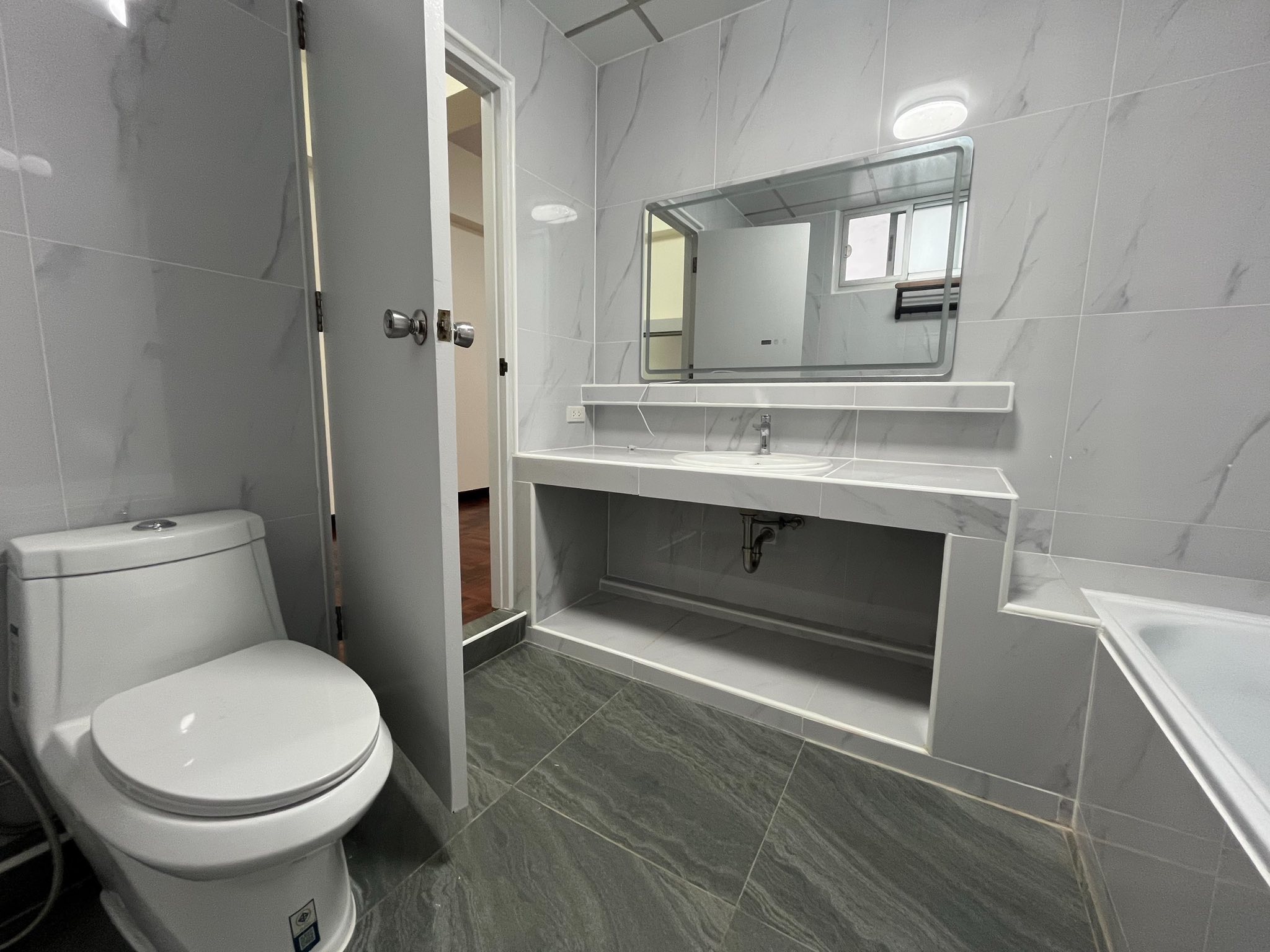 Three Bedroom Condo For Rent